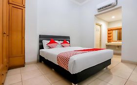 Capital O 297 45 Residence